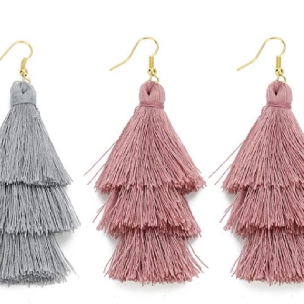 Mauve Tiered boho tassel fringe earrings  NEW - Picture 2 of 2